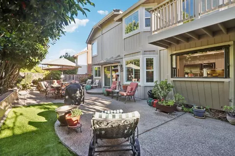 Exterior - 18950 Edwin Markham Dr, Castro Valley, CA 94552 photo 7 of 13