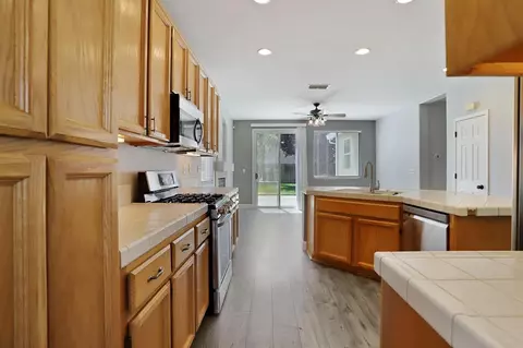 5708 Ridgepoint Dr, Antelope, CA 95843 photo 12