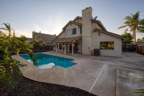 512 Berlin Way, Patterson, CA 95363 photo 33