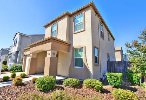 Exterior - 551 Ashwick Loop, Sacramento, CA 95823 photo 1 of 17