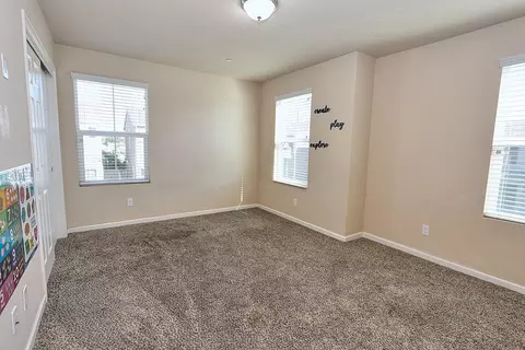 Bedroom - 551 Ashwick Loop, Sacramento, CA 95823 photo 13 of 13