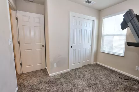 Bedroom - 551 Ashwick Loop, Sacramento, CA 95823 photo 7 of 13