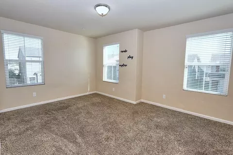 Bedroom - 551 Ashwick Loop, Sacramento, CA 95823 photo 9 of 13