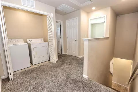 Entry Way - 551 Ashwick Loop, Sacramento, CA 95823 photo 2 of 6