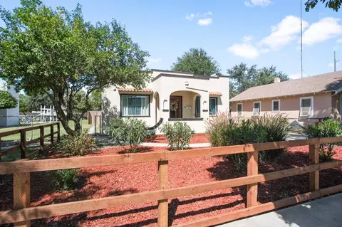 367 6th St, Gustine, CA 95322 photo 3
