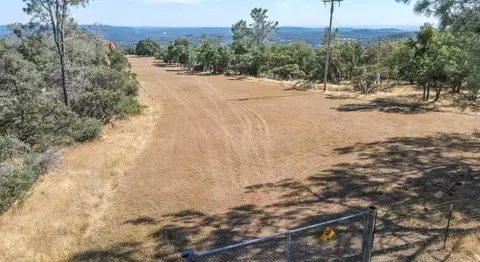 16893 Stellar Rd, Grass Valley, CA 95949 photo 2