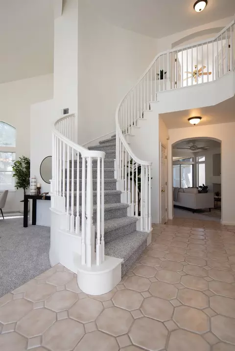 Entry Way - 1684 Bailey, Ripon, CA 95366 photo 1 of 5
