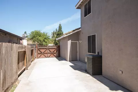Exterior - 1684 Bailey, Ripon, CA 95366 photo 9 of 11