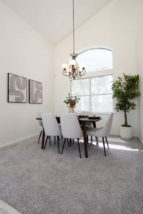 Dining - 1684 Bailey, Ripon, CA 95366 photo 2 of 2