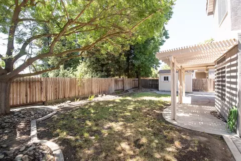 Exterior - 1684 Bailey, Ripon, CA 95366 photo 5 of 11