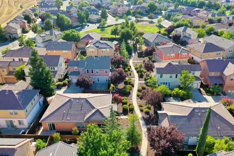 View/Area - 9442 Vintner Cir, Patterson, CA 95363 photo 1 of 8