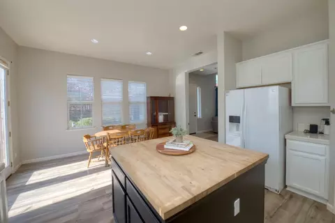 Kitchen - 9442 Vintner Cir, Patterson, CA 95363 photo 4 of 4