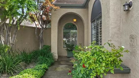 1172 Copper Cottage Ln, Modesto, CA 95355 photo 5