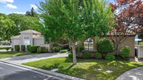1172 Copper Cottage Ln, Modesto, CA 95355 photo 3