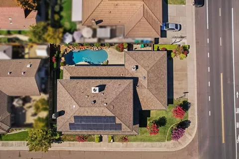 2805 Park Oak Dr, Lodi, CA 95242 photo 3