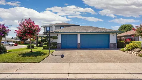 2805 Park Oak Dr, Lodi, CA 95242 photo 8