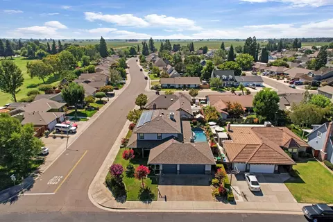 2805 Park Oak Dr, Lodi, CA 95242 photo 57