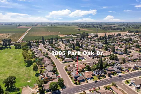 2805 Park Oak Dr, Lodi, CA 95242 photo 2