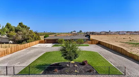 19746 American Ave, Hilmar, CA 95324
