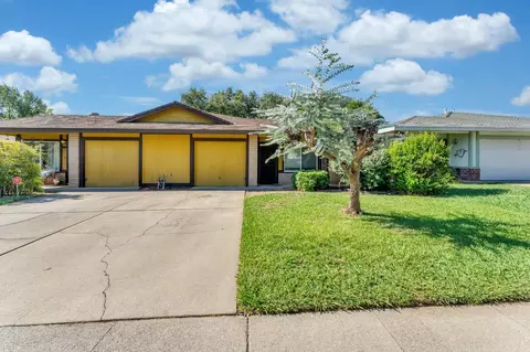 8942 El Mirador Dr, Elk Grove, CA 95624