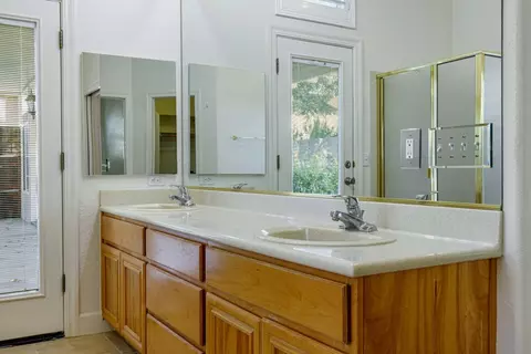 1600 Newhampton Way, Modesto, CA 95355 photo 24