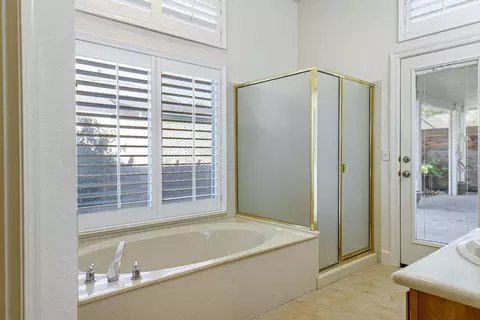 1600 Newhampton Way, Modesto, CA 95355 photo 23