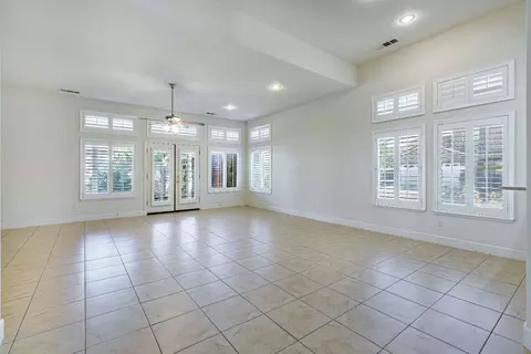 1600 Newhampton Way, Modesto, CA 95355 photo 5