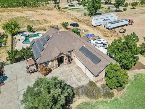 21619 Cherry Glen Ct, Linden, CA 95236 photo 1