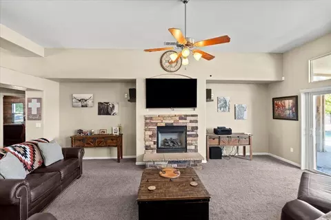21619 Cherry Glen Ct, Linden, CA 95236 photo 11