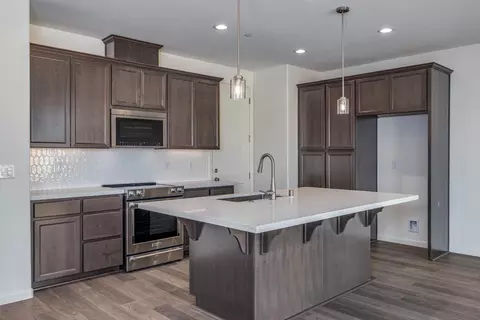 8205 Caminata Ln, Carmichael, CA 95608 photo 6