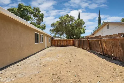 1013 Fish Dr, Modesto, CA 95351 photo 34