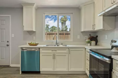1013 Fish Dr, Modesto, CA 95351 photo 11