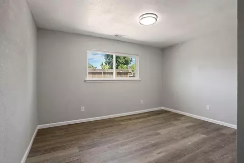 1013 Fish Dr, Modesto, CA 95351 photo 24