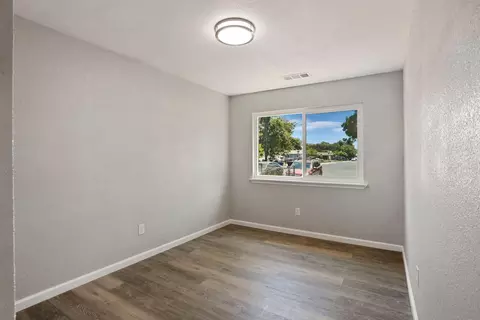 1013 Fish Dr, Modesto, CA 95351 photo 26
