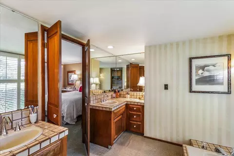 Bath - 1550 E Cardella Rd, Merced, CA 95340 photo 7 of 11