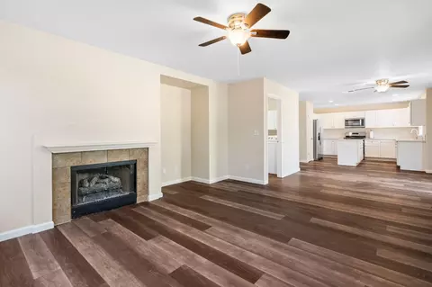 Living - 1244 Dolores Ln, Tracy, CA 95376 photo 5 of 6