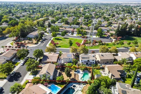 View/Area - 1244 Dolores Ln, Tracy, CA 95376 photo 11 of 12