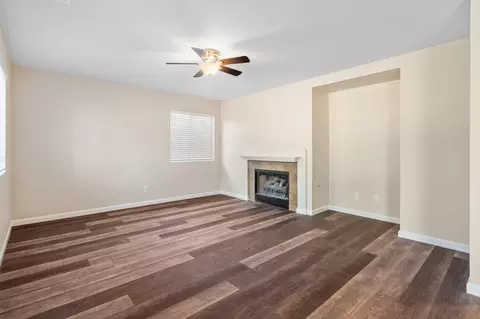 Living - 1244 Dolores Ln, Tracy, CA 95376 photo 4 of 6