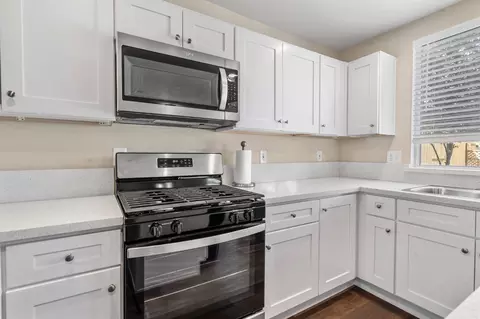 Kitchen - 1244 Dolores Ln, Tracy, CA 95376 photo 2 of 8