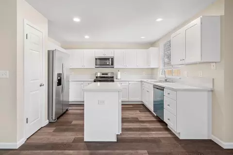 Kitchen - 1244 Dolores Ln, Tracy, CA 95376 photo 8 of 8