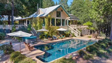 10895 Scotts Flat Dam Rd, Nevada City, CA 95959