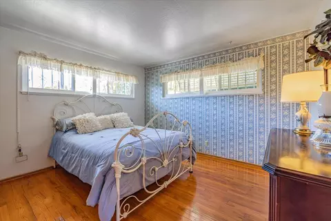 Bedroom - 6336 Beech Ave, Orangevale, CA 95662 photo 1 of 7