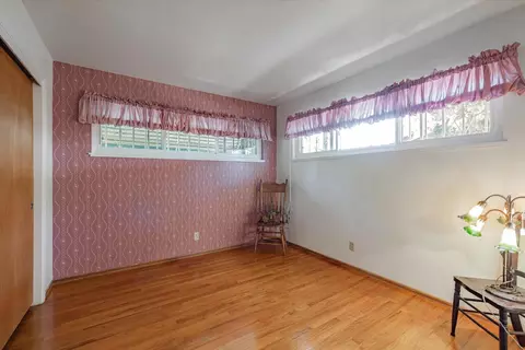 Bedroom - 6336 Beech Ave, Orangevale, CA 95662 photo 3 of 7
