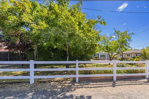 Exterior - 6336 Beech Ave, Orangevale, CA 95662 photo 6 of 19
