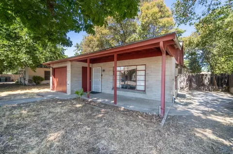 333 Dawn Dr, Modesto, CA 95350 photo 2