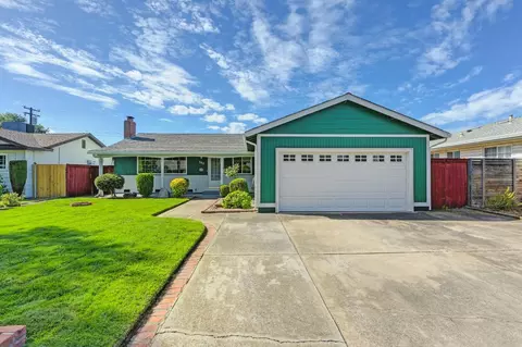 702 Darling Way, Roseville, CA 95678