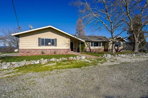 10804 Yuba Crest Dr, Nevada City, CA 95959