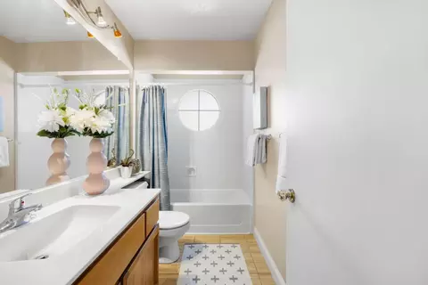 Bath - 8106 Warmuth Ct, Antelope, CA 95843 photo 1 of 6
