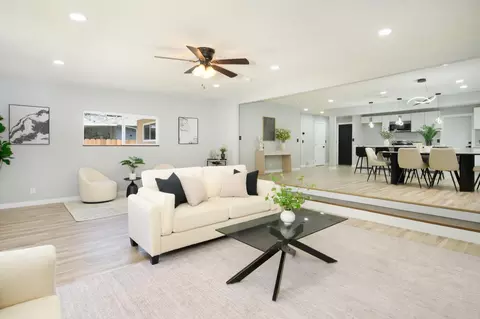 Living - 2013 Wildwood Dr, Modesto, CA 95350 photo 4 of 5