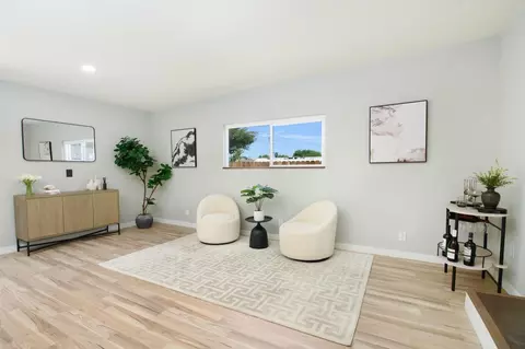 Living - 2013 Wildwood Dr, Modesto, CA 95350 photo 5 of 5